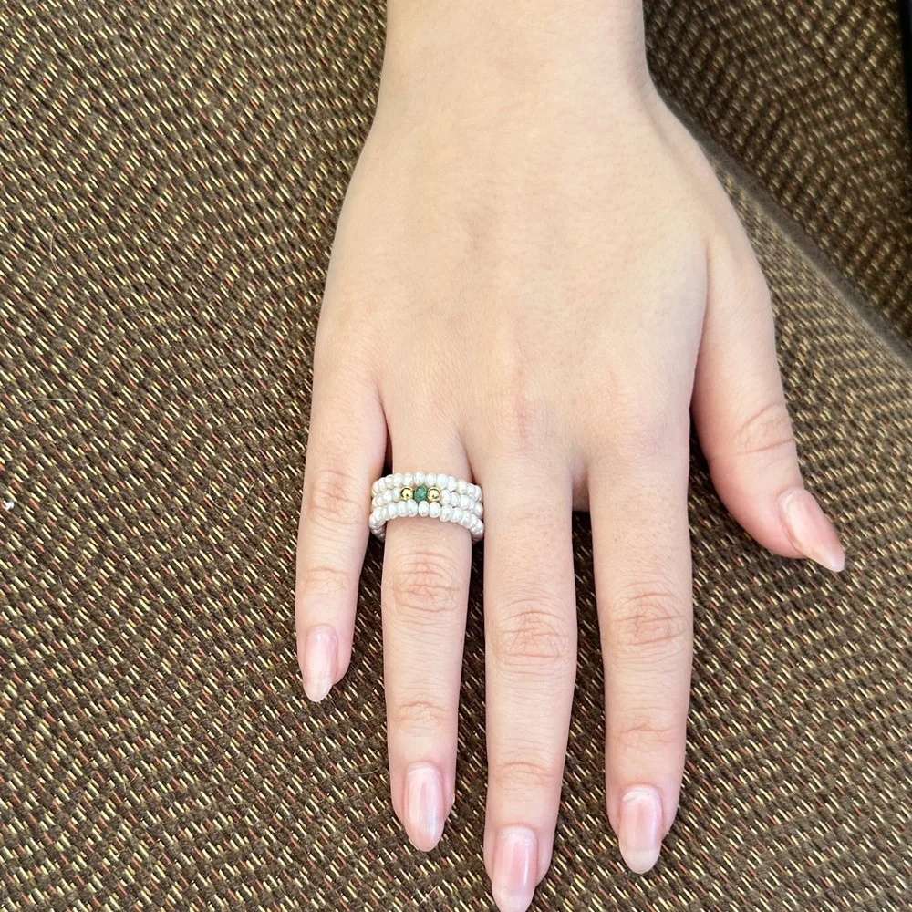 Emerald Gem freshwater Pearls real Gold Triple Band Ring with Green Accent​